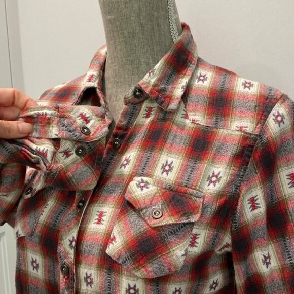 Angie Red Southwestern Plaid Soft Shirt Size medium - Picture 7 of 11